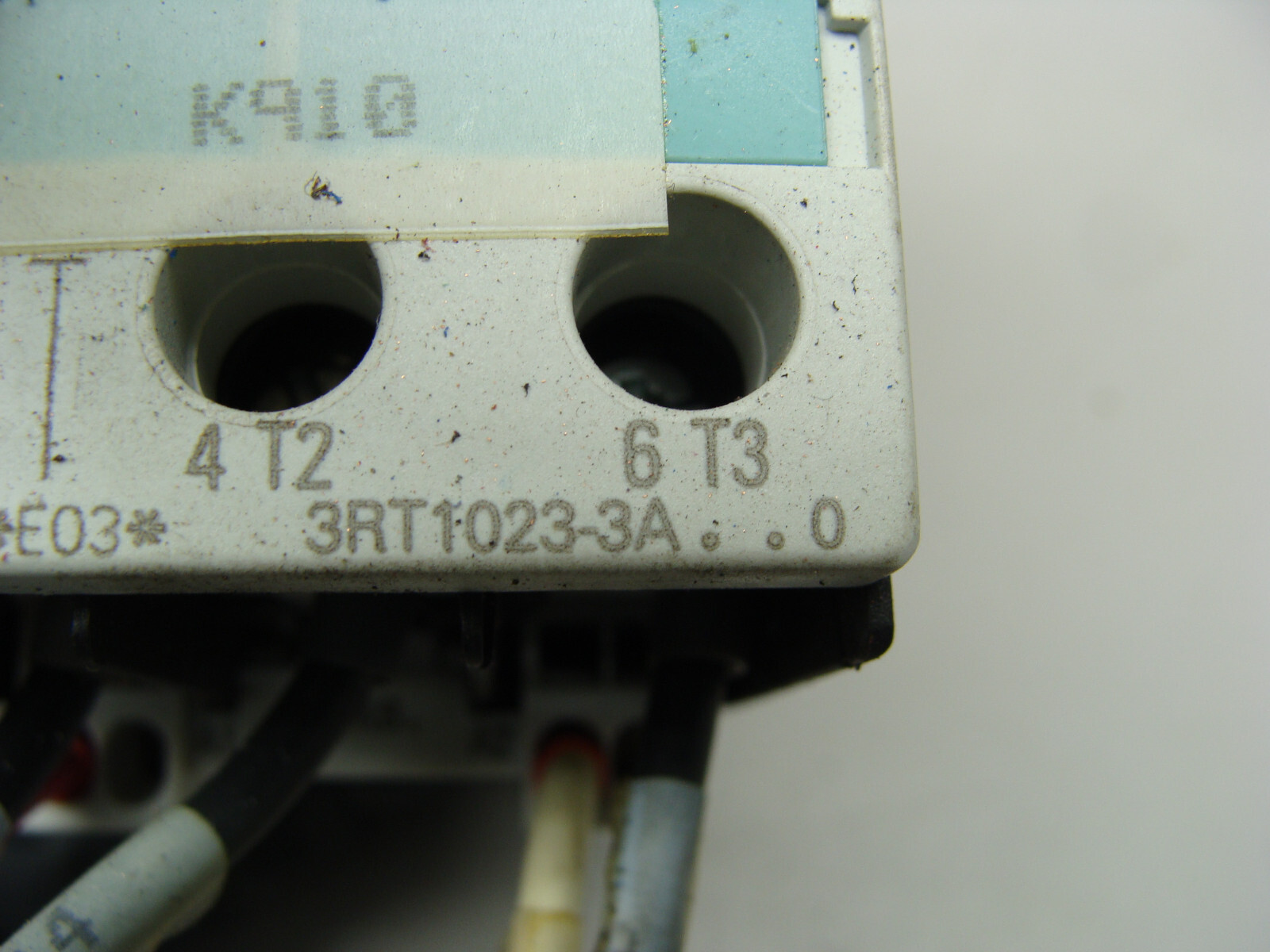 SIEMENS CONTACTOR 3RT1023-3A W/3RH1921-2CA10 AUX CONTACT & 3RT1926-1BC00