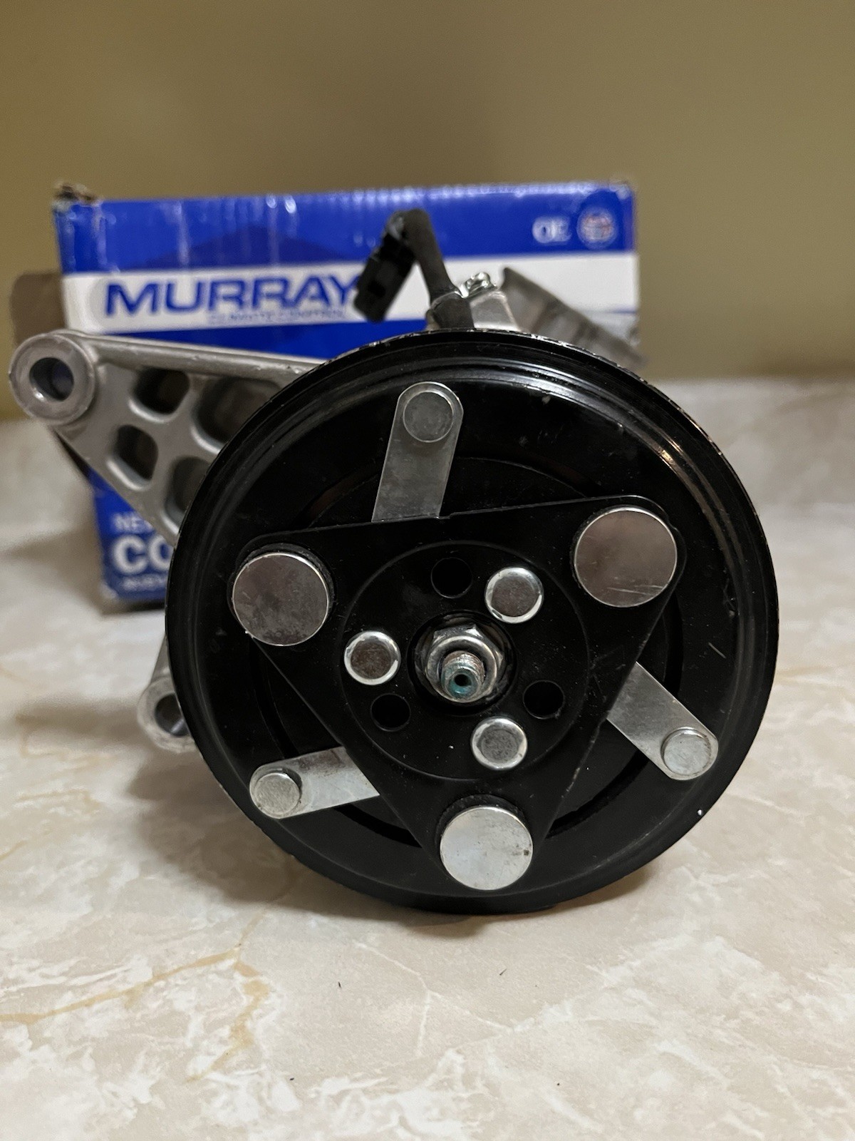 OPEN BOX MURRAY FOUR SEASONS A/C COMPRESSOR 98586 READ DESCRIPTION