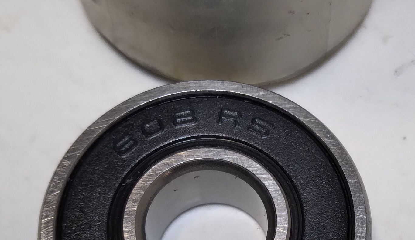 10 NEW UNBRANDED 608RS SINGLE ROW DEEP GROOVE BALL BEARINGS NNB ***MAKE OFFER***