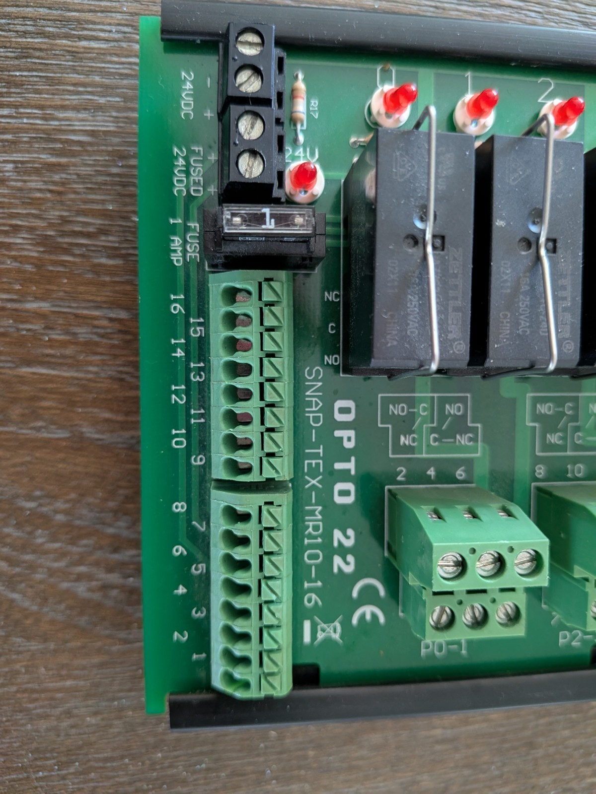 Opto 22 Mechanical Relay Breakout Board For High Density SNAP-TEX-MR10-16