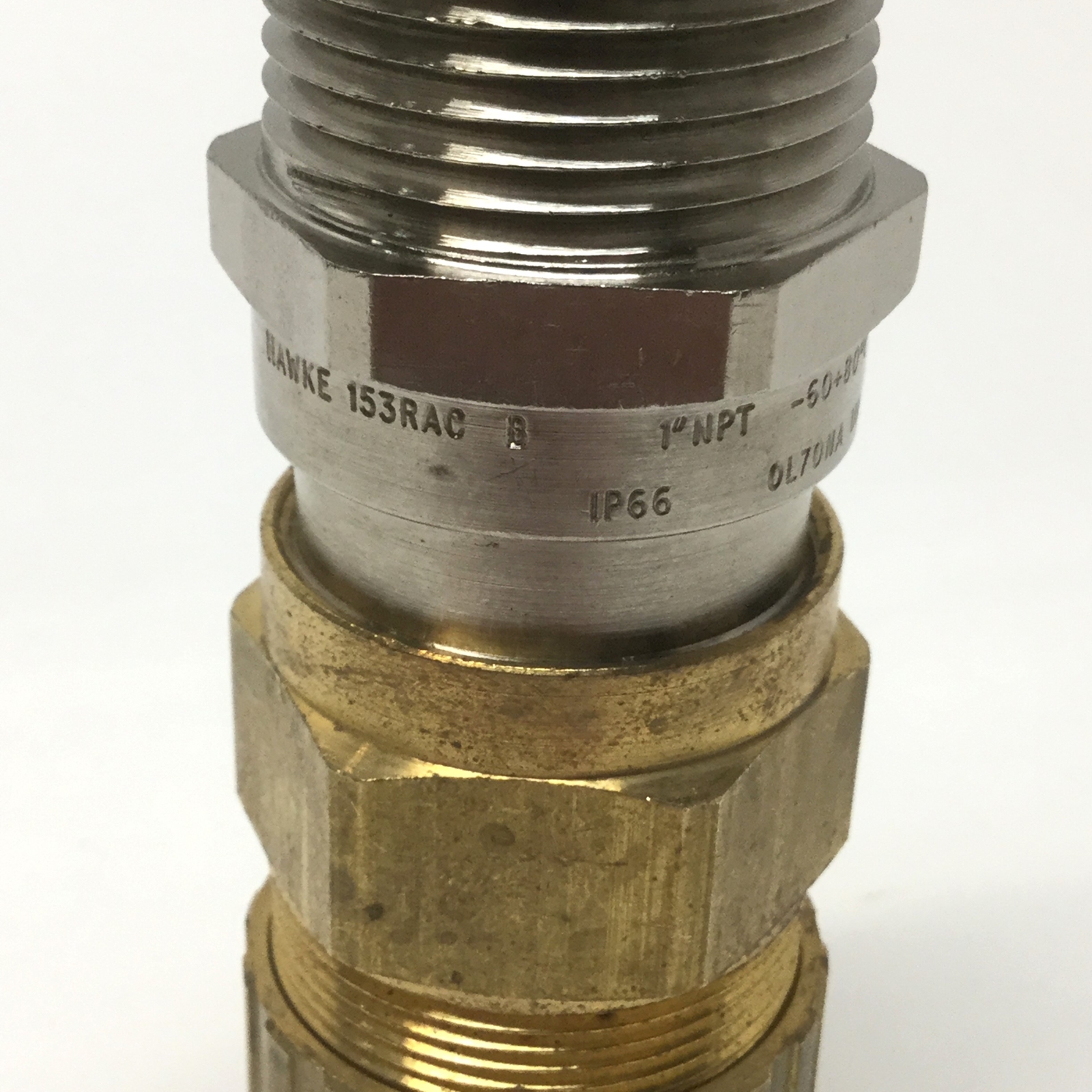 Hawke 153/RAC B Industrial Brass Cable Gland 1″ NPT Thread, 16.9-26mm