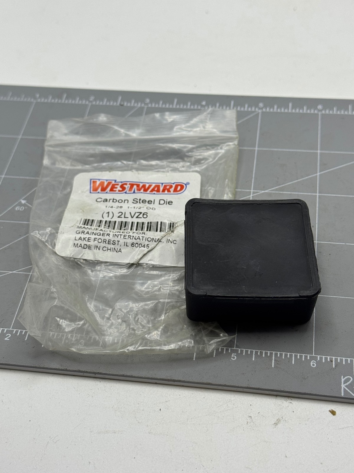 Westward Carbon Steel Die 1/4-28 UNF Threading Round Die 1-1/2 OD Tool With Case