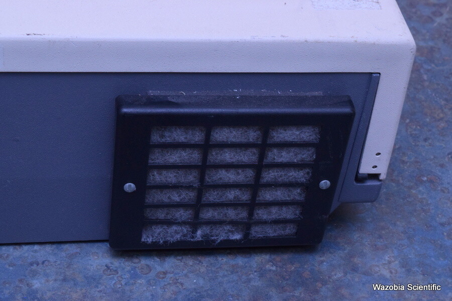 PHARMACIA LKB BIOCHROM ULTROSPEC III MODEL 80-2097-68 UV VISIBLE SPECTROPHOTOMET