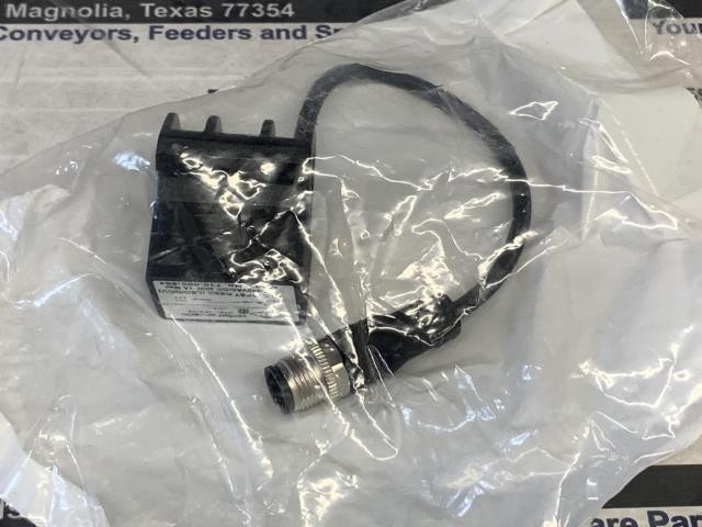 NEW Canfield Connector – 710-000-504 w/Warranty