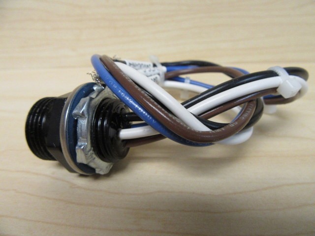Phoenix Contact SACC-E-MINM-4CON-NPT12-547/1,0 Pass Through Connector
