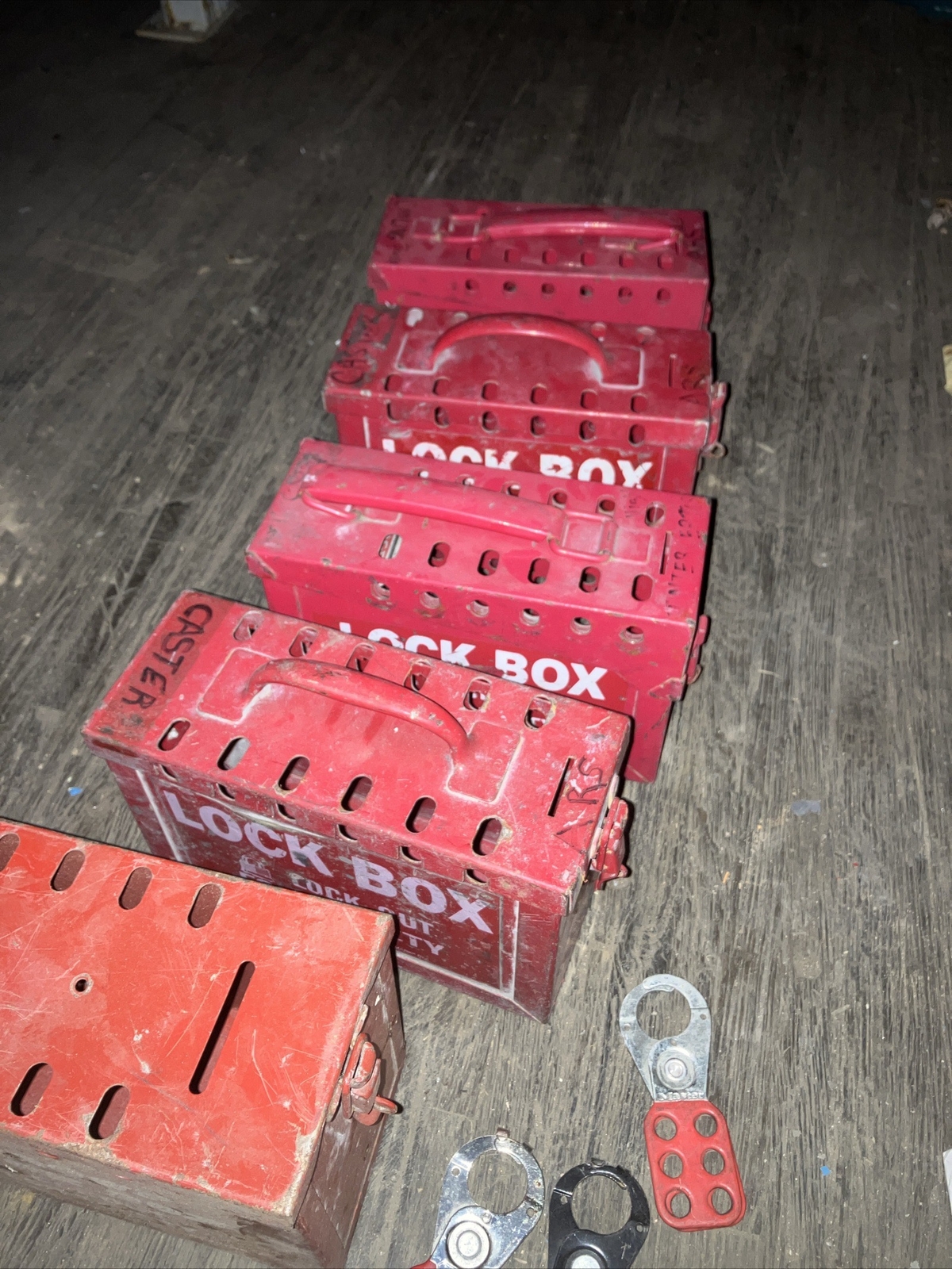 BRADPOWER Portable Metal Group Lock Out Box X7 Boxes And 6 Clasp Read