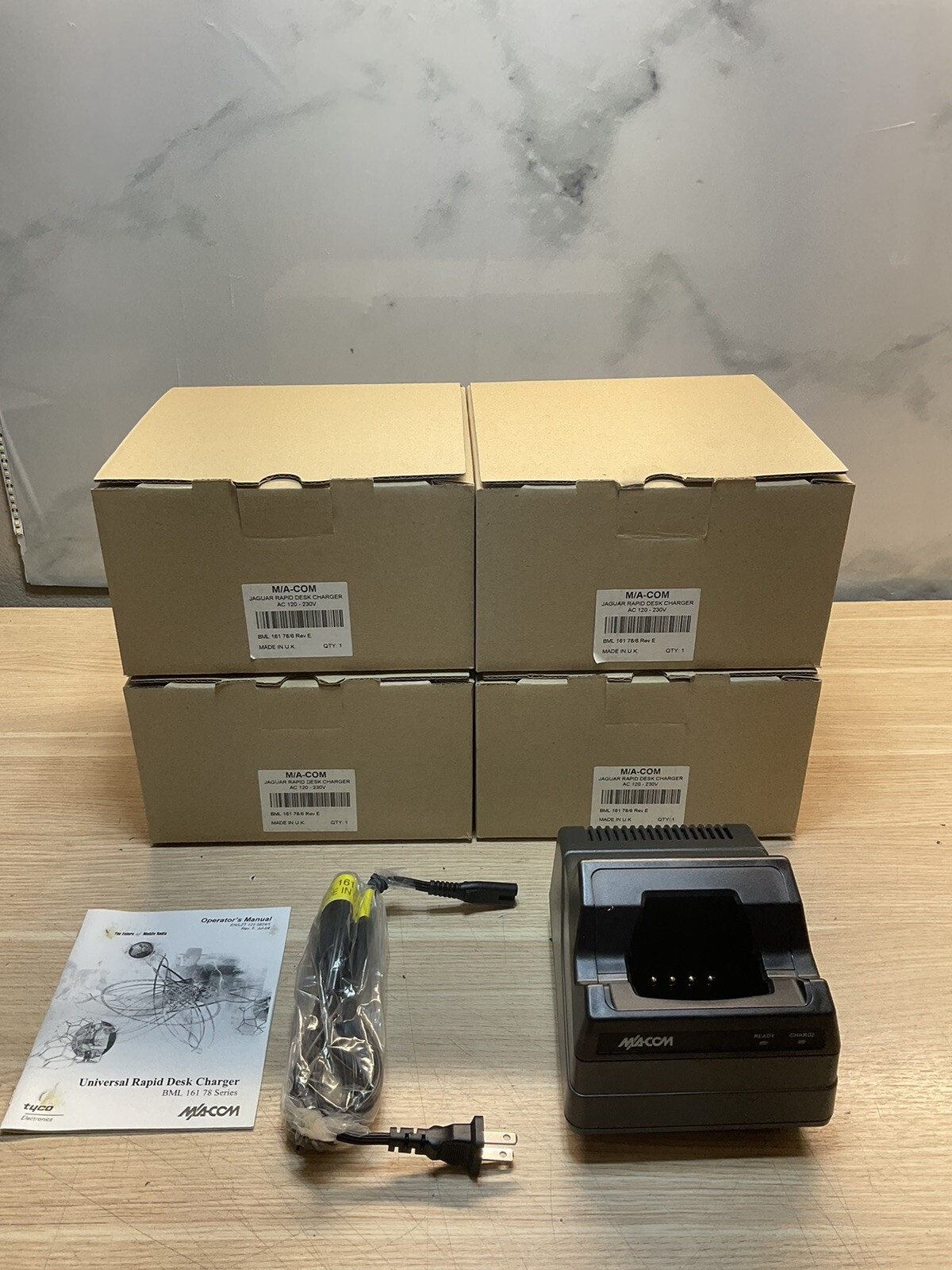 M/A-Com Jaguar Rapid Desk Charger BML16178/6 New In Box/LOT OF 4 /JUA1027