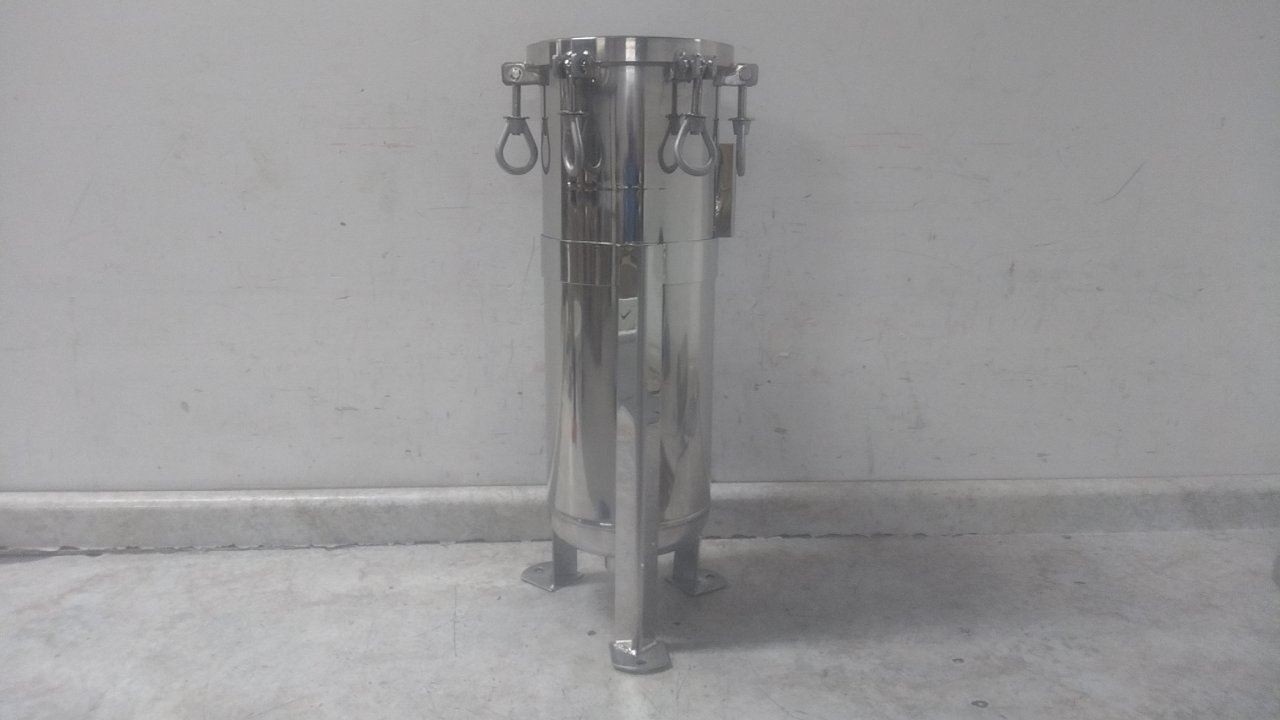 Pentair/Pentek ES12NA415-75 2 In NPT Connection 150 Max PSI Bag Filter Housing