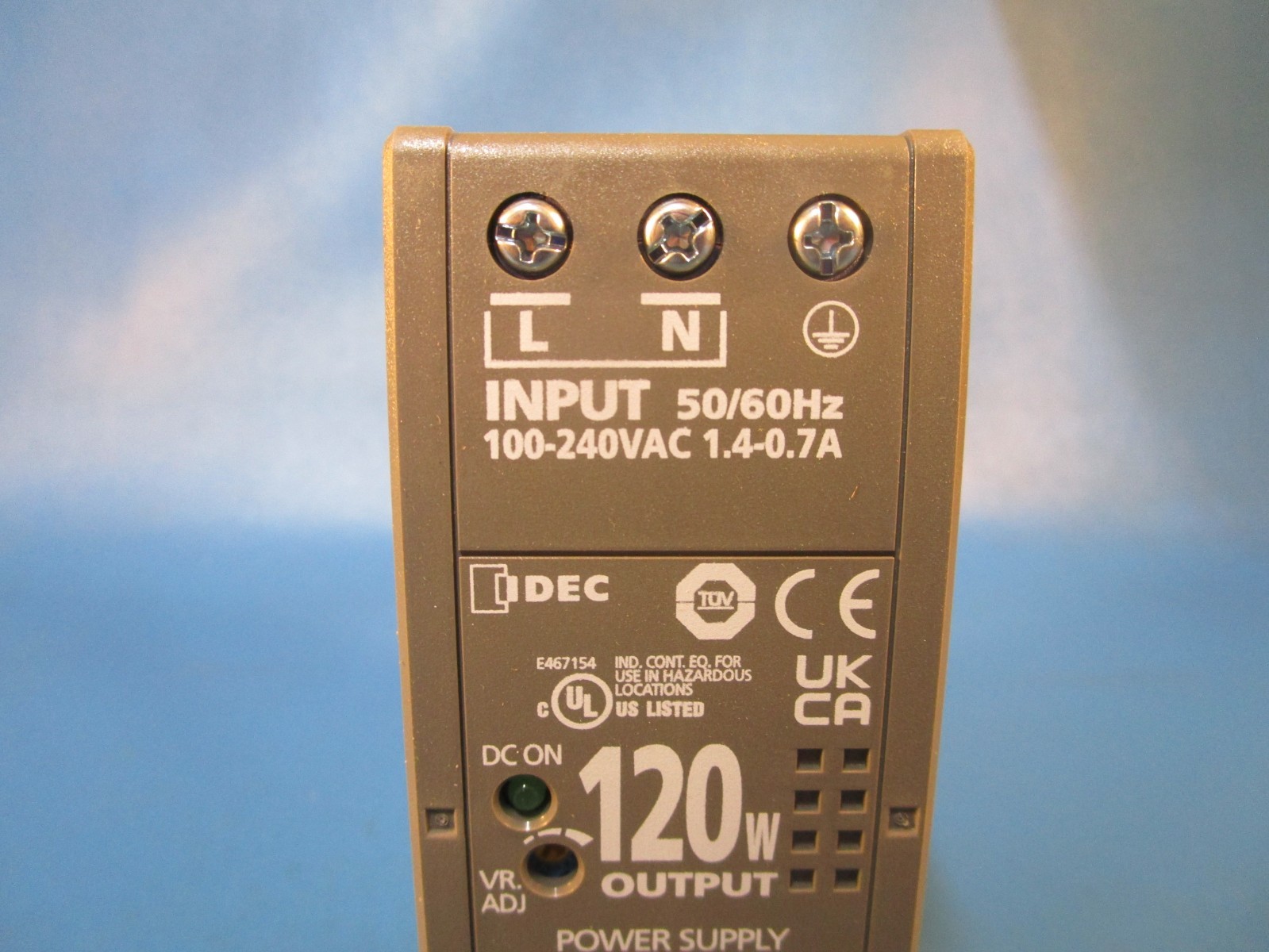 IDEC PS5R-VF24 Power Supply, 24V DC, 120 W, DIN Rail
