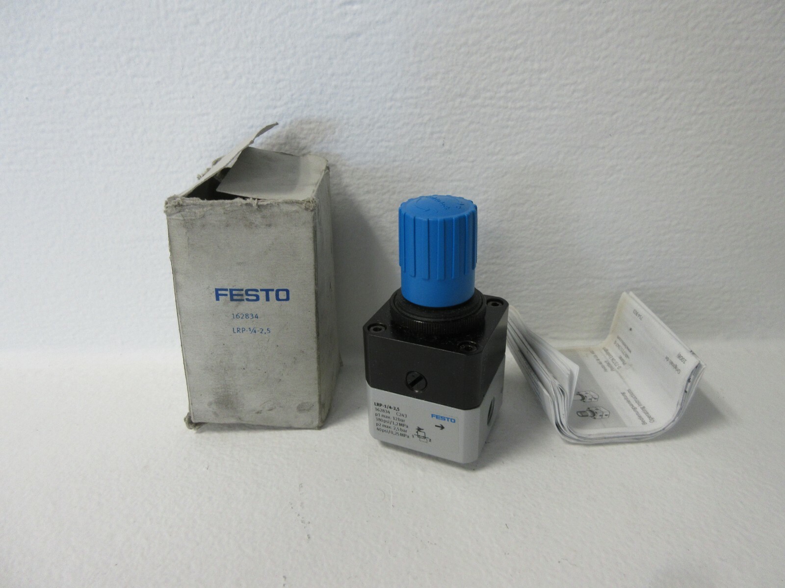 FESTO LRP-1/4-2,5 NEW PNEUMATIC REGULATOR 162834 LRP1425