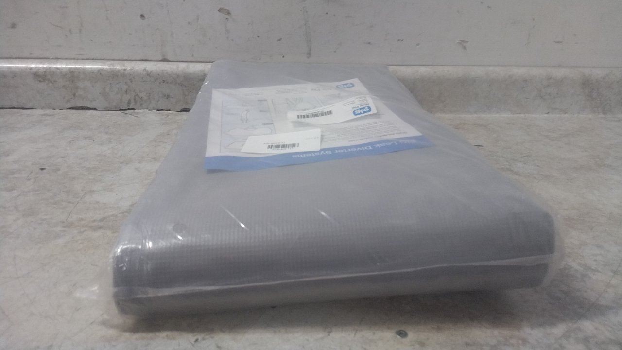 Pig TLS465-GY 12 Ft x 12 Ft 3.33 GPM Drainage Rate Roof Leak Diverter