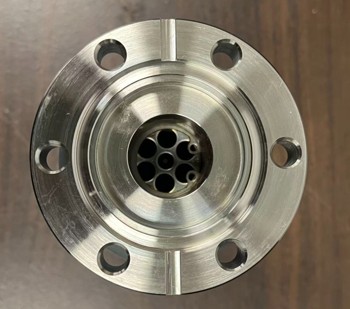 Edwards D14703000 WRG-S-DN40CF Active Wide Range Gauge Atmosphere to 10-9 mbar