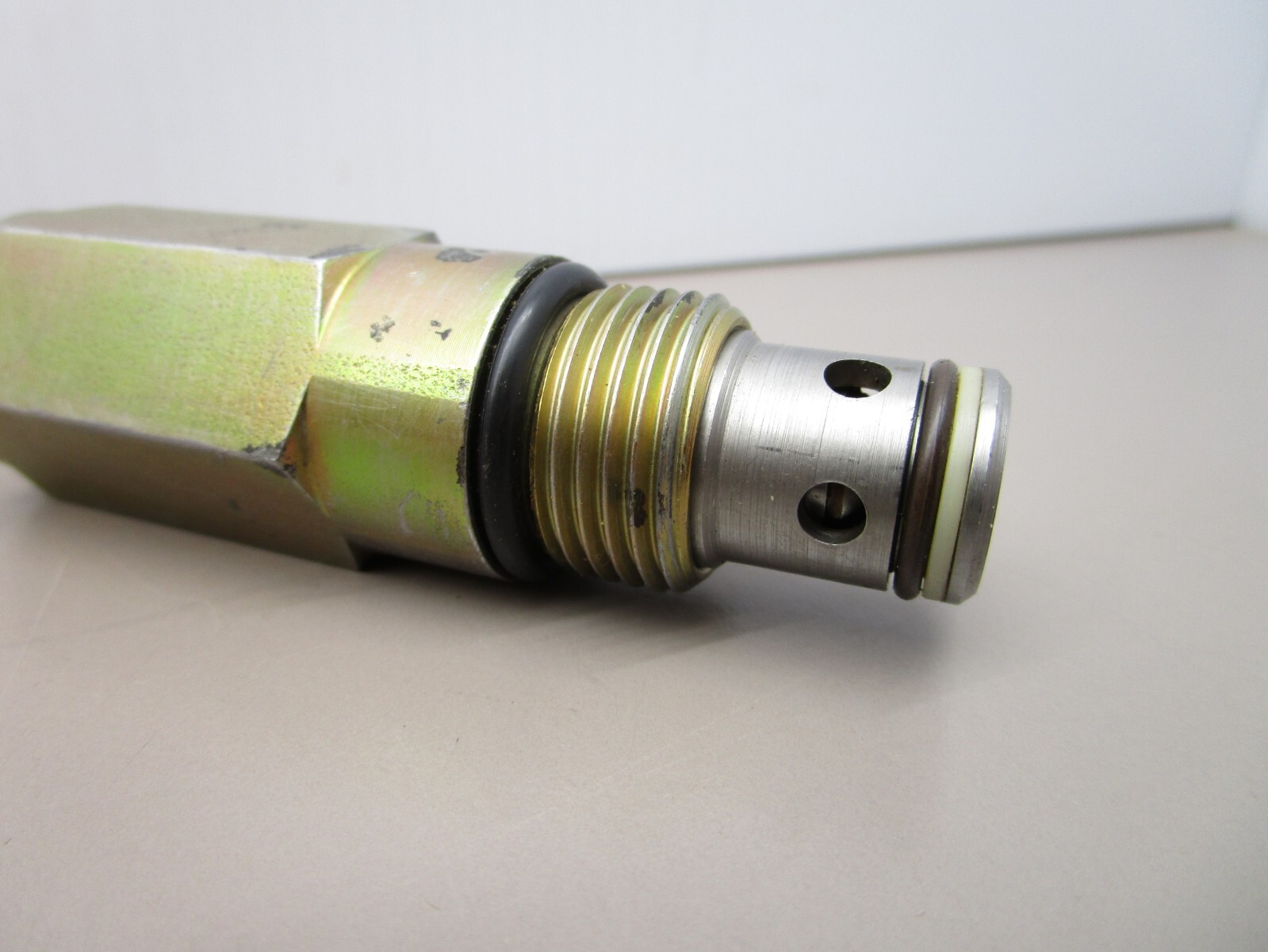 Vickers RV1-10-F-0-36/30 Hydraulic Pressure Relief Valve Cartridge