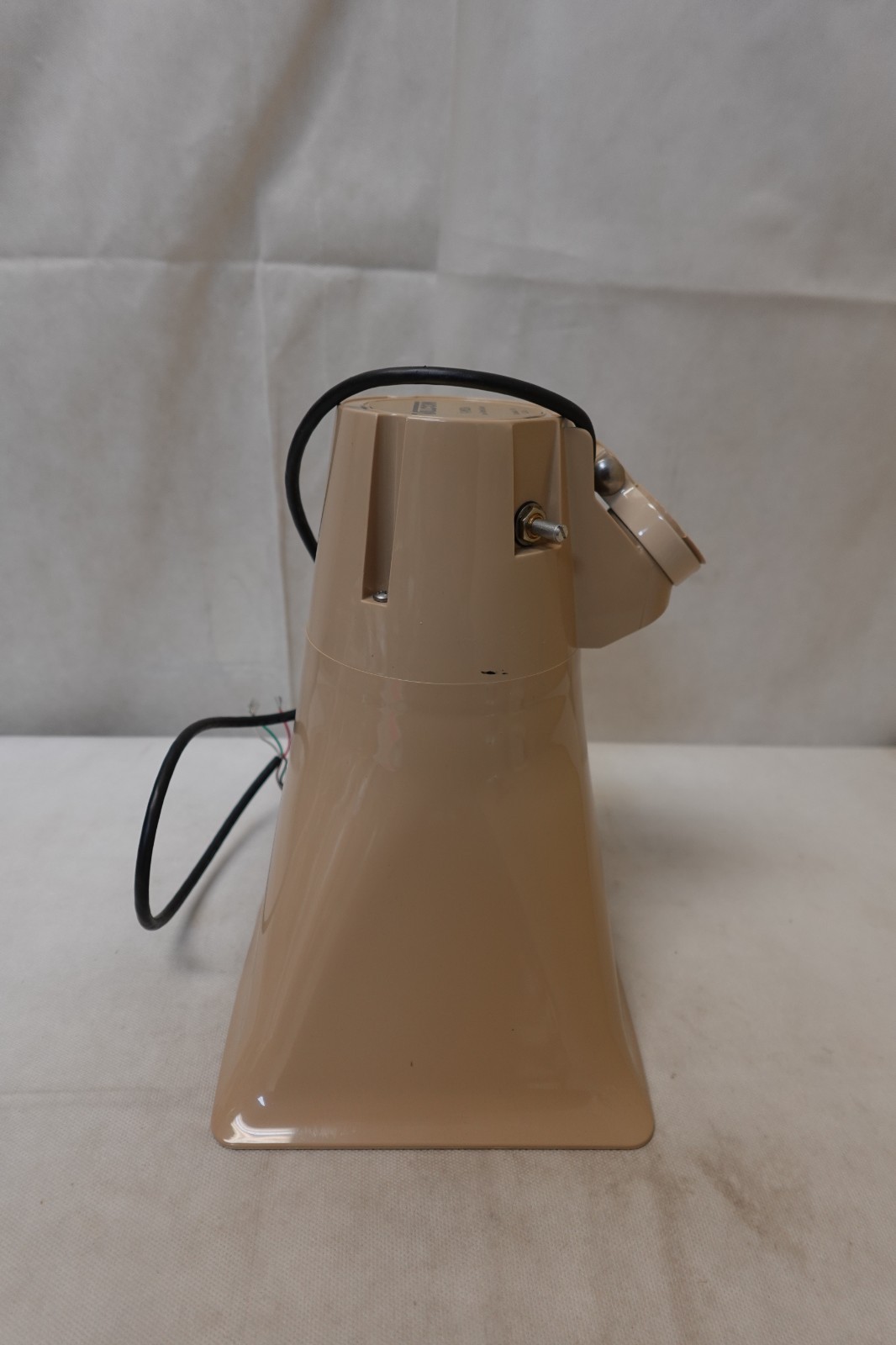 Valcom V-9925A Loud Warble Ringer Horn w/Volume Control – New Surplus in Box