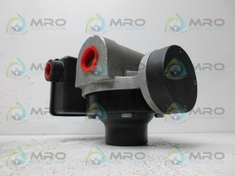 UFM 030GM-8-600S-A1WU-18D UNIVERSAL FLOW RATE INDICATOR NSNP