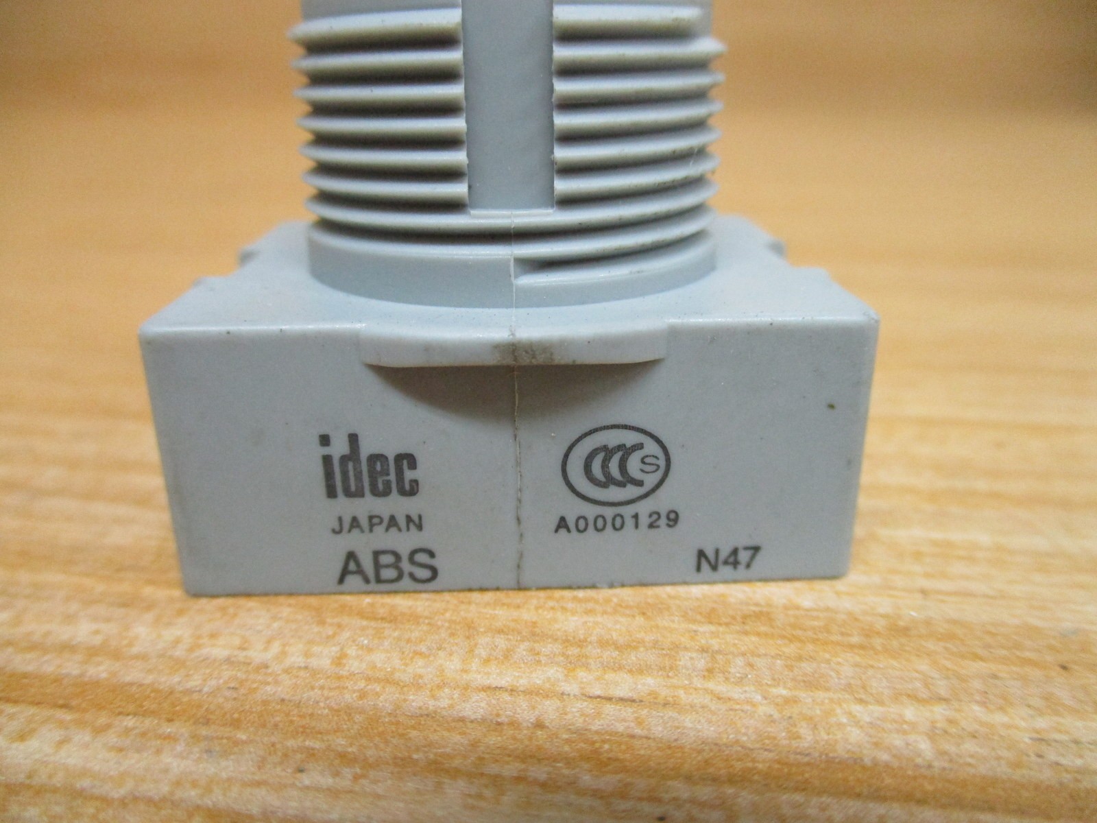 IDEC ABS Black Push Button Red, Circle “O”