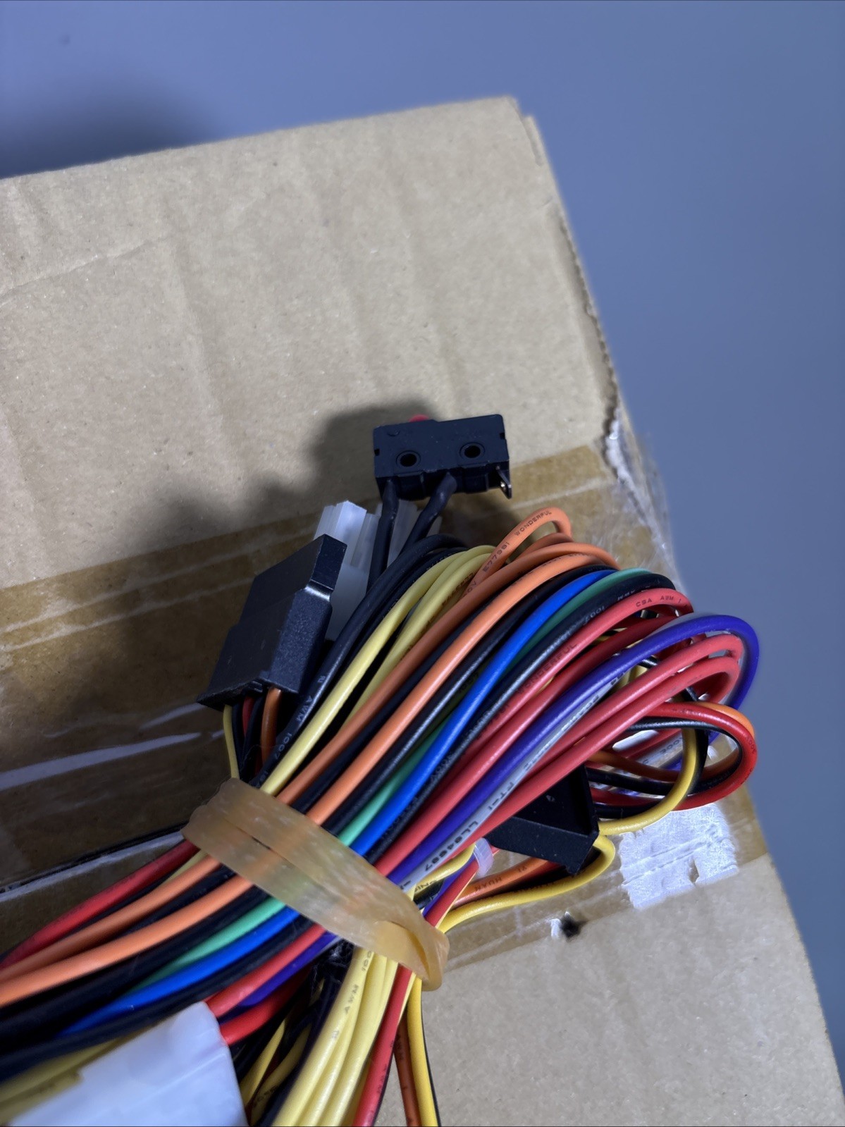 EMACS M1Y2-5300G2H POWER SUPPLY 300W /B00M1Y230G041 / NEW OPEN BOX