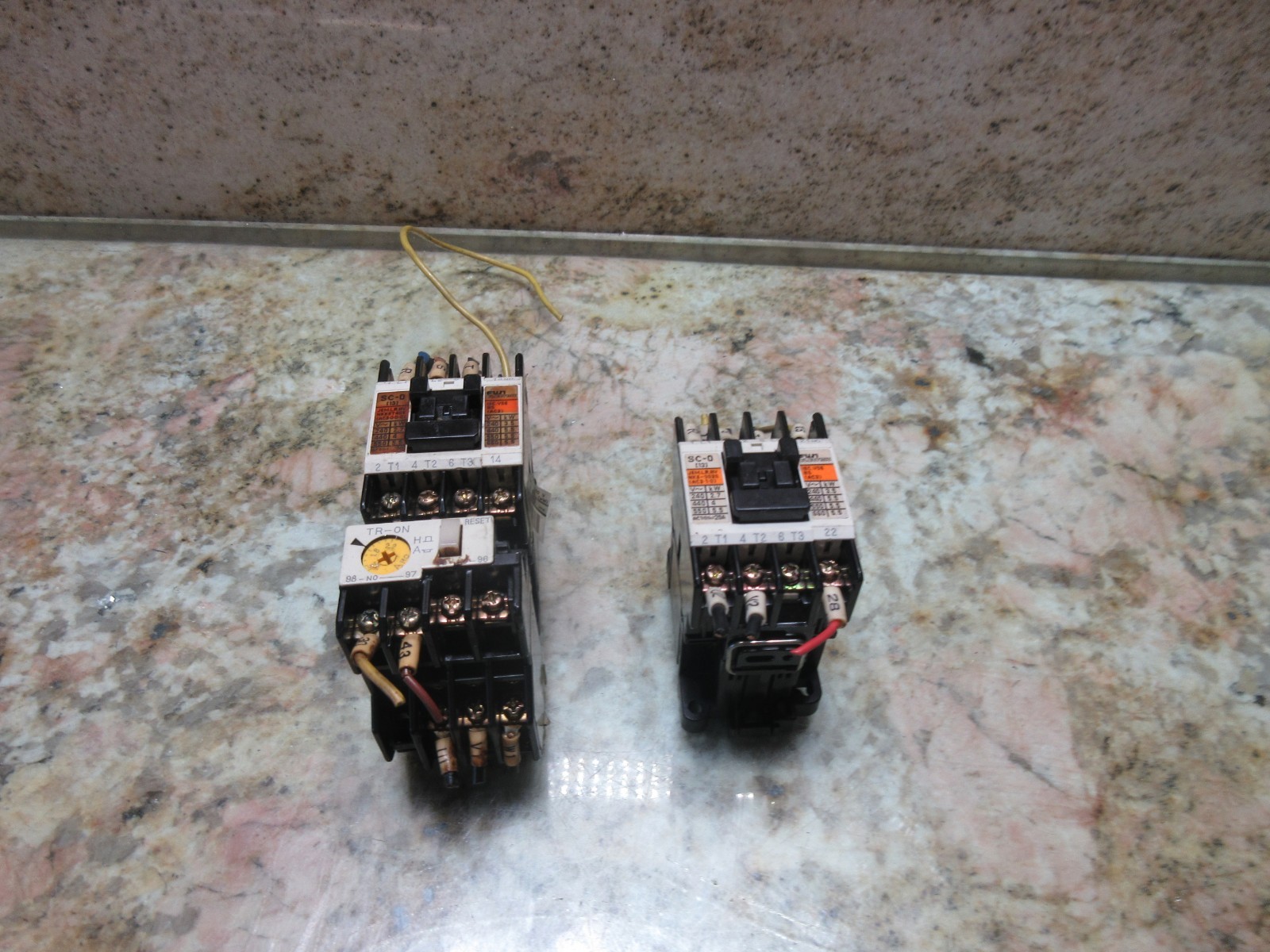 FUJI AUTO BREAKER CAT.NO.4NC0F0 TYPE SC-0 [13] A2 LOT OF 2 MIGHTY COMET VMC-500