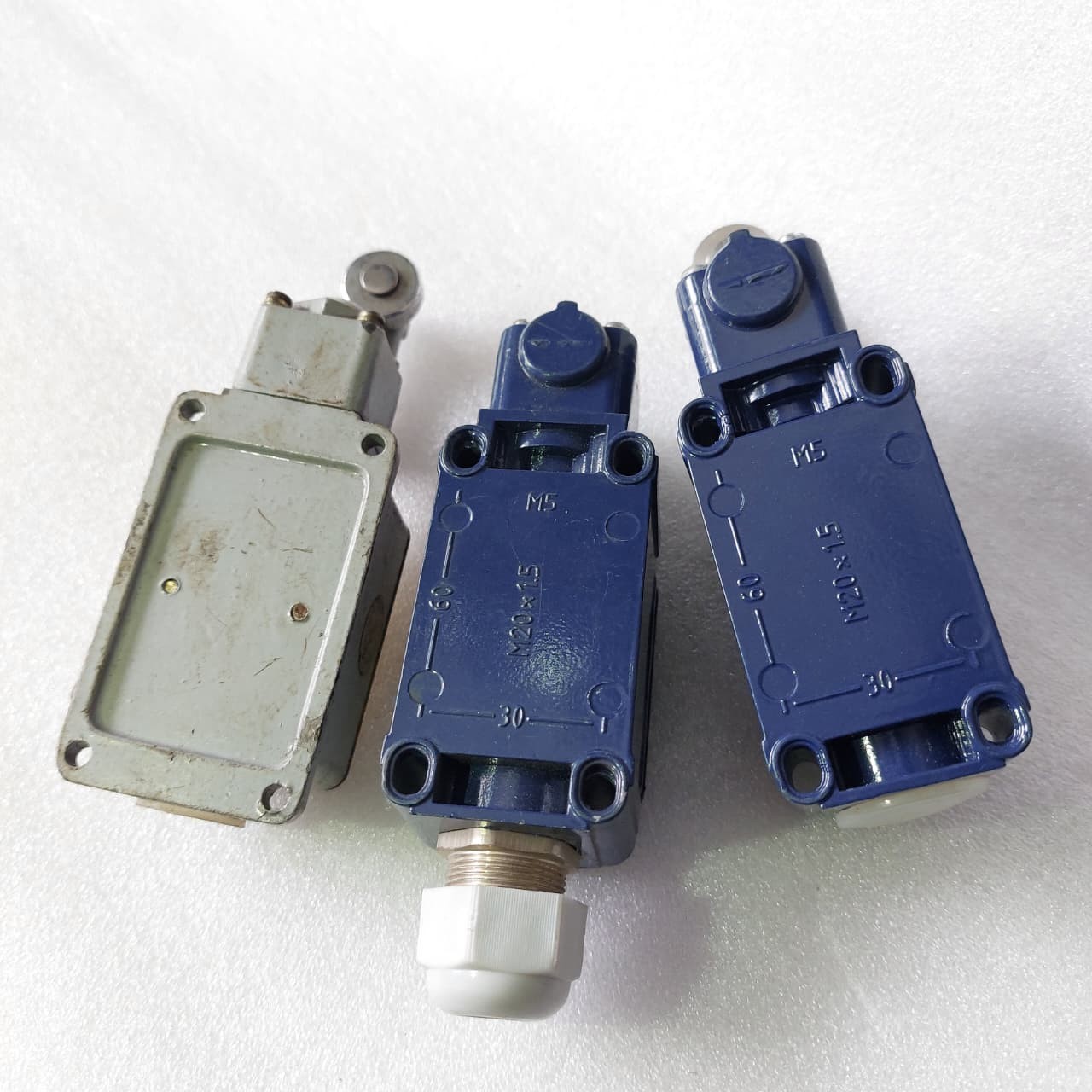 XANGYI EIECTRIC LX918-11L IEC 60947-5 UI:500V ITH:10A AC 15 IP 56