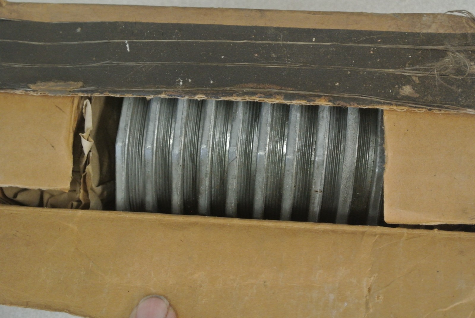 GENERAL ELECTRIC TC4WC CLOSING CAP / for RAINTIGHT DEVICES / NEW SURPLUS / EACH