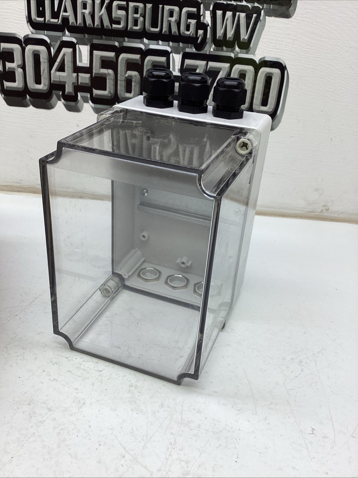 Vega Housing ISO-GEH.CXX For Ser. 600 Signal Conditioning Instruments NIB