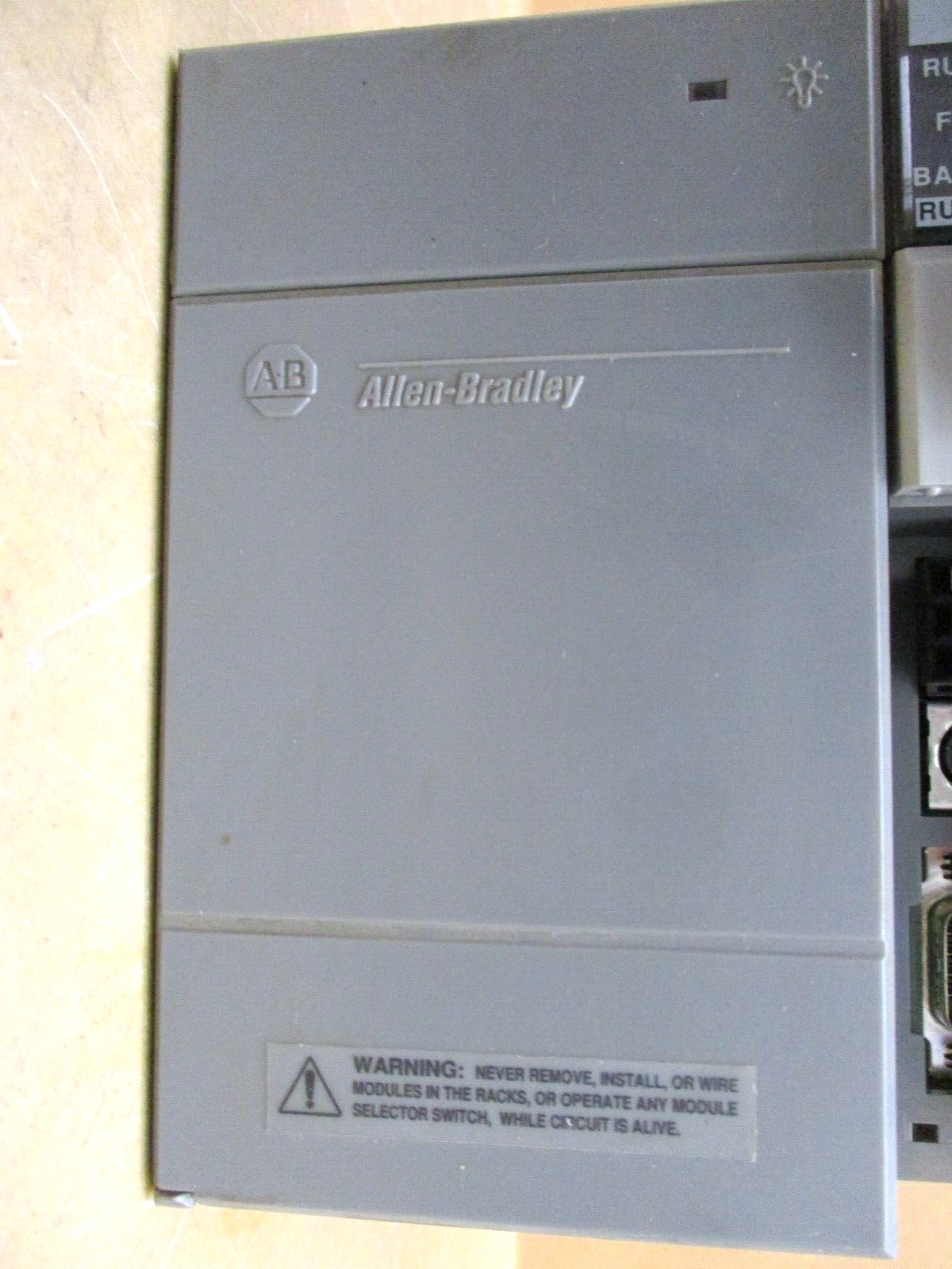 Allen-Bradley SLC 500 1746-P3 SLC 5/04 CPU 1747-L542 1747-DCM 1747-SDN 48691GN