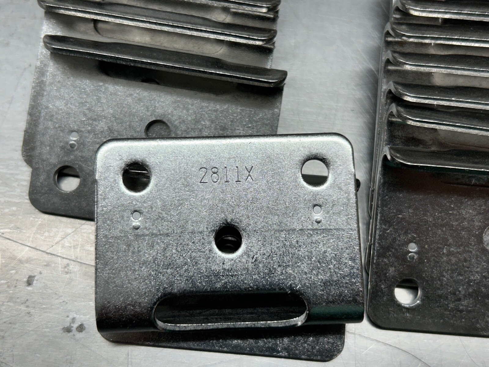 Lot of 69 Southco K5-2813-07 Draw Latch and 64 Southco 2811X Stainlesst plate