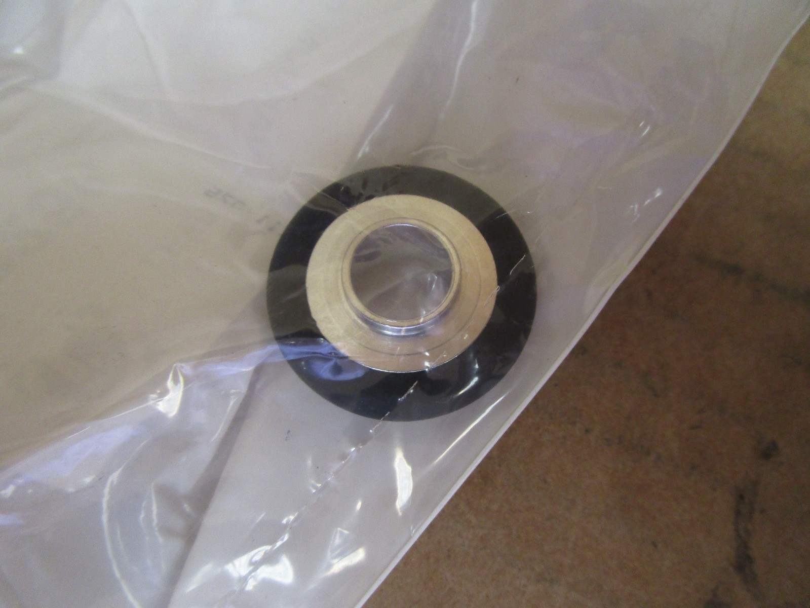Leybold Vakuum vacuum Bearing centering ring 18256 New