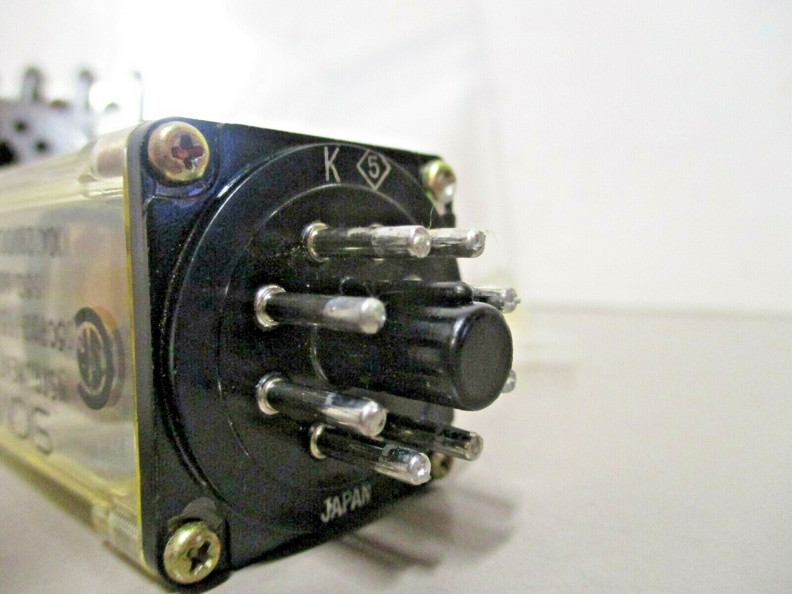 Sigma 50R02-115AC-SC0 28VDC/115VAC Relay with Socket 146-103 Amphenol
