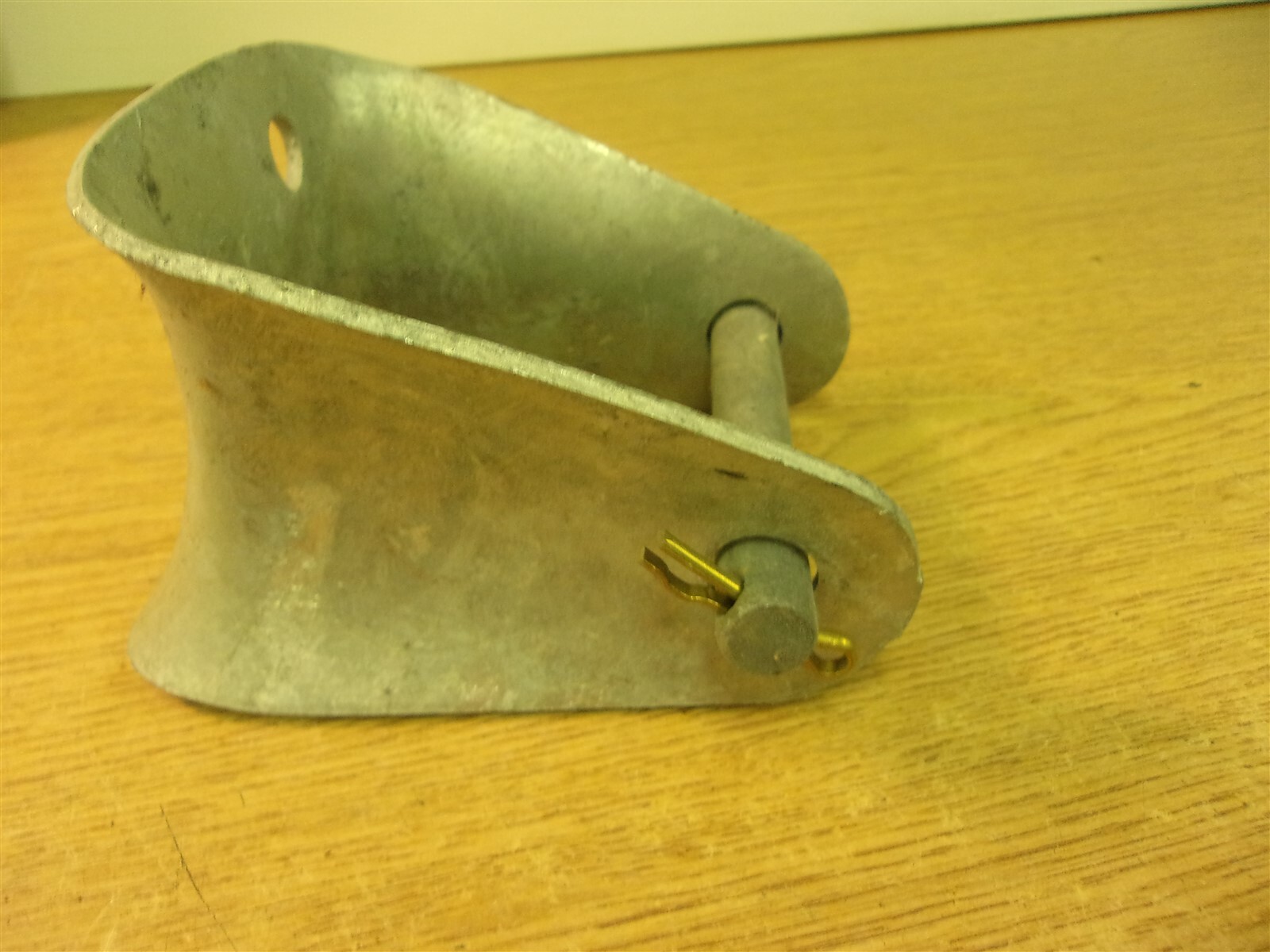 Clevis Insulator with Cotter Bolt 02/10 4.5×3.25×5.25″ *FREE SHIPPING*