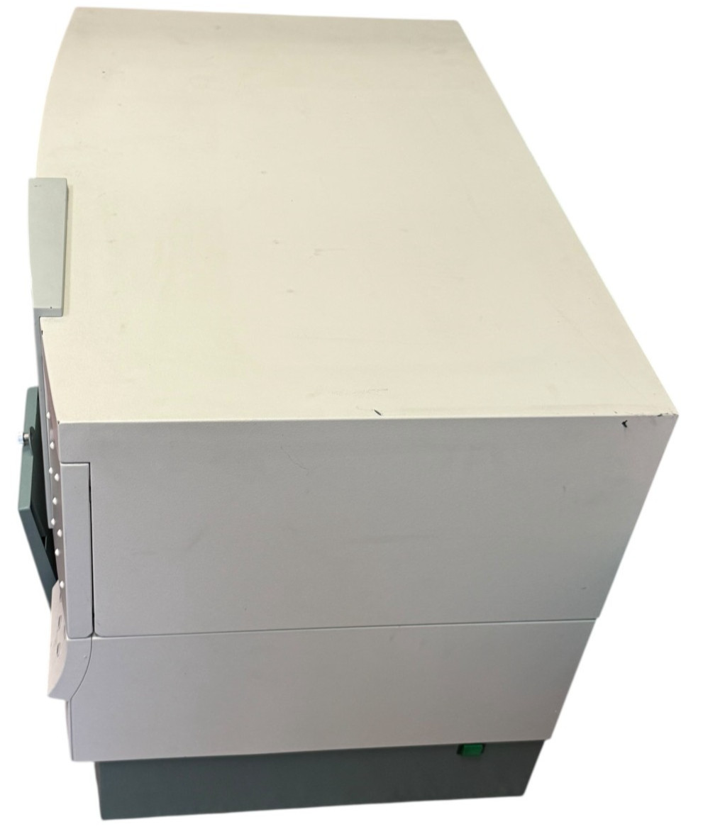 BD BECTON DICKINSON FACSCALIBUR FLOW CYTOMETER E5465