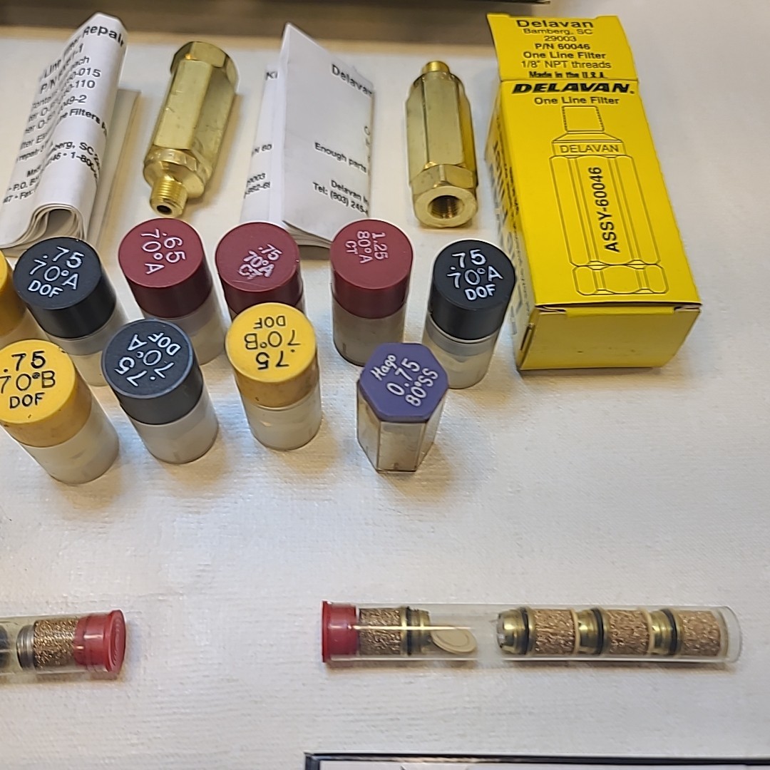 Delavan Industrial Spray Nozzle Kit – Assorted Set in Box