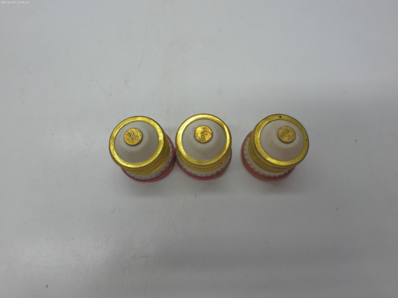 FUSETRON TYPE T 8/10AMP FUSE LOT OF 3 NSNP