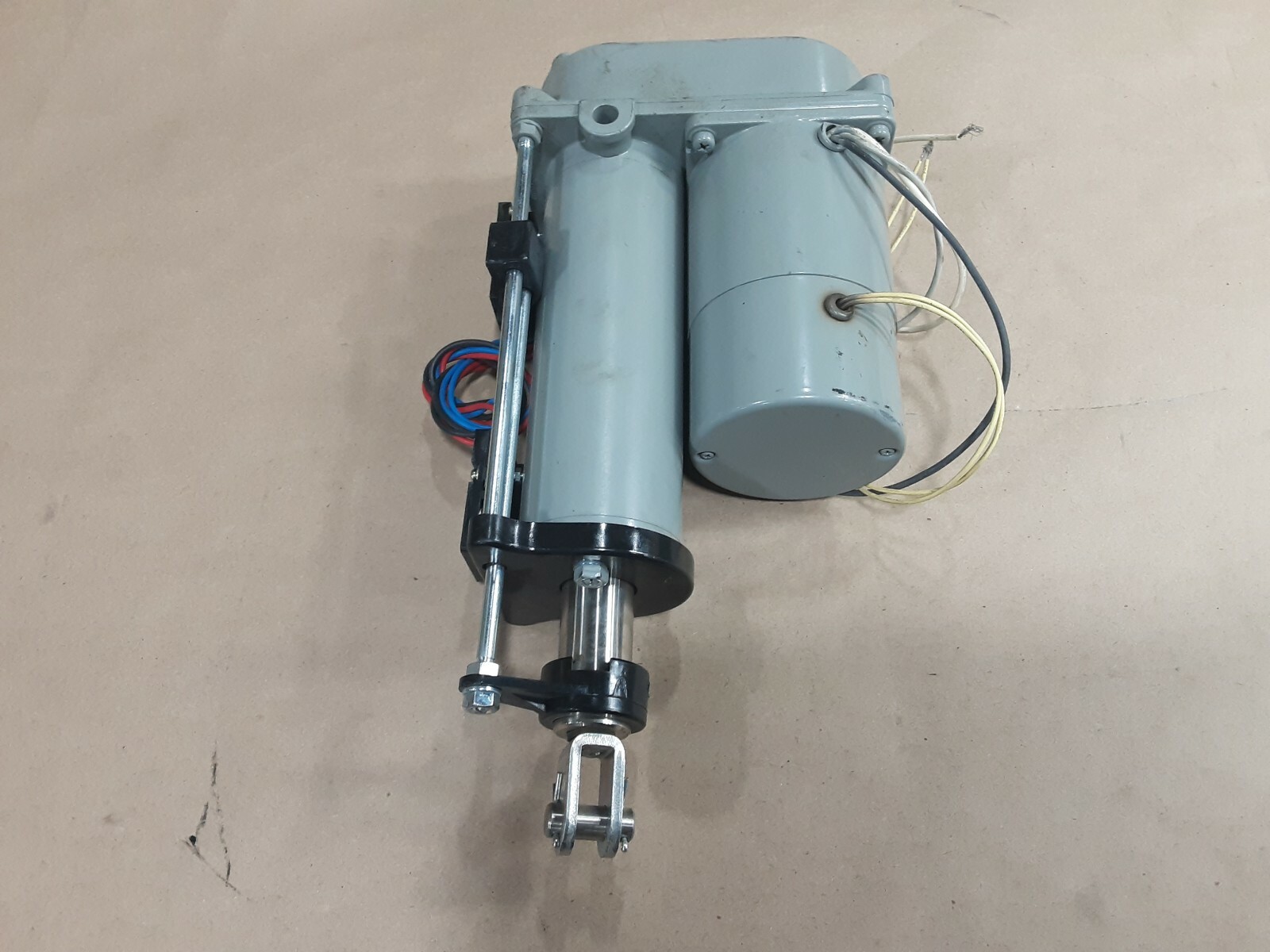 Oriental Motor 4IK25A-SM Magnetic Brake 25W 200V LPB40L1TL CYLINDER #4004D61PR5