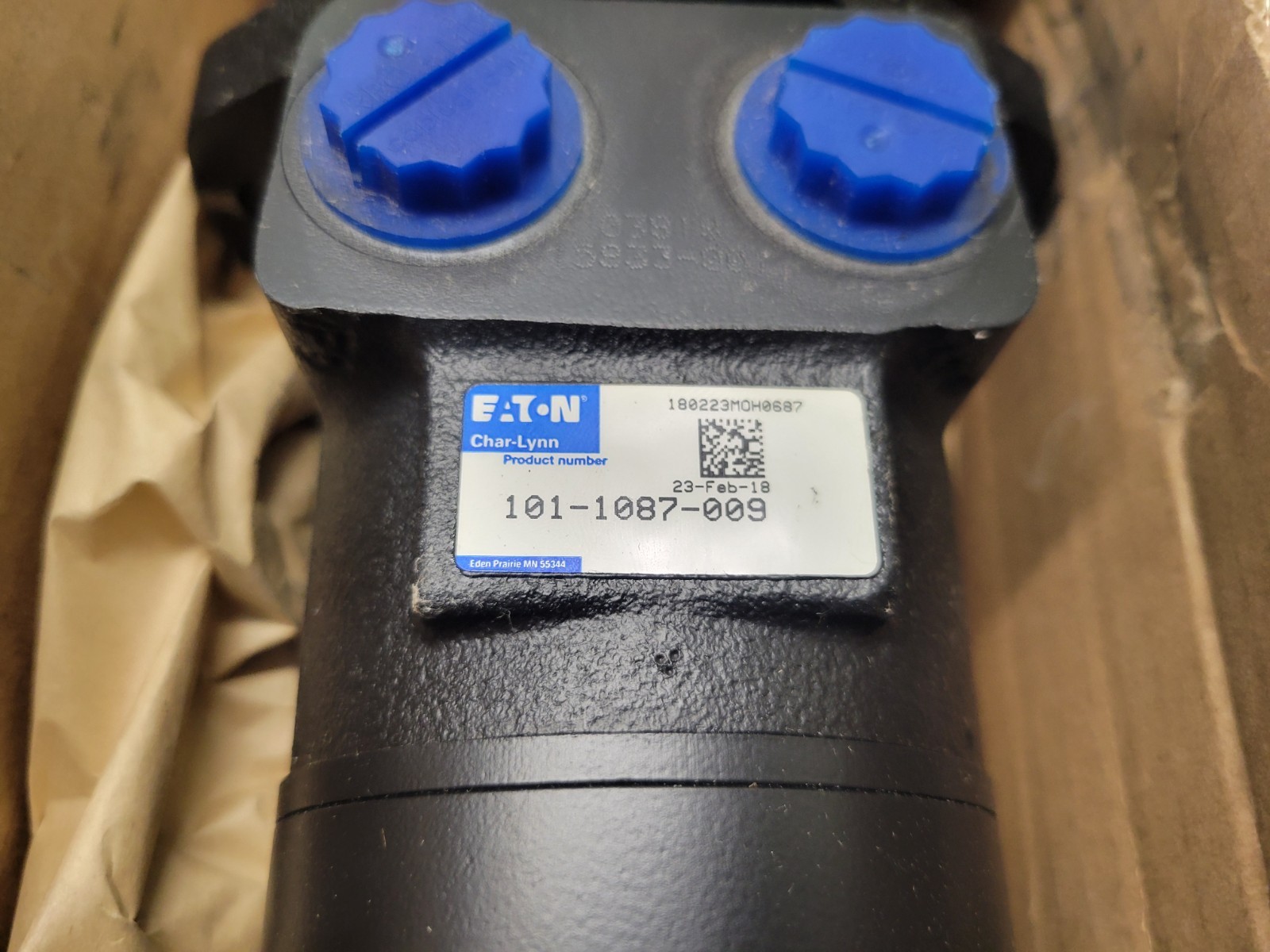NEW OLD STOCK! EATON CHAR-LYNN HYDRAULIC MOTOR 101-1087-009