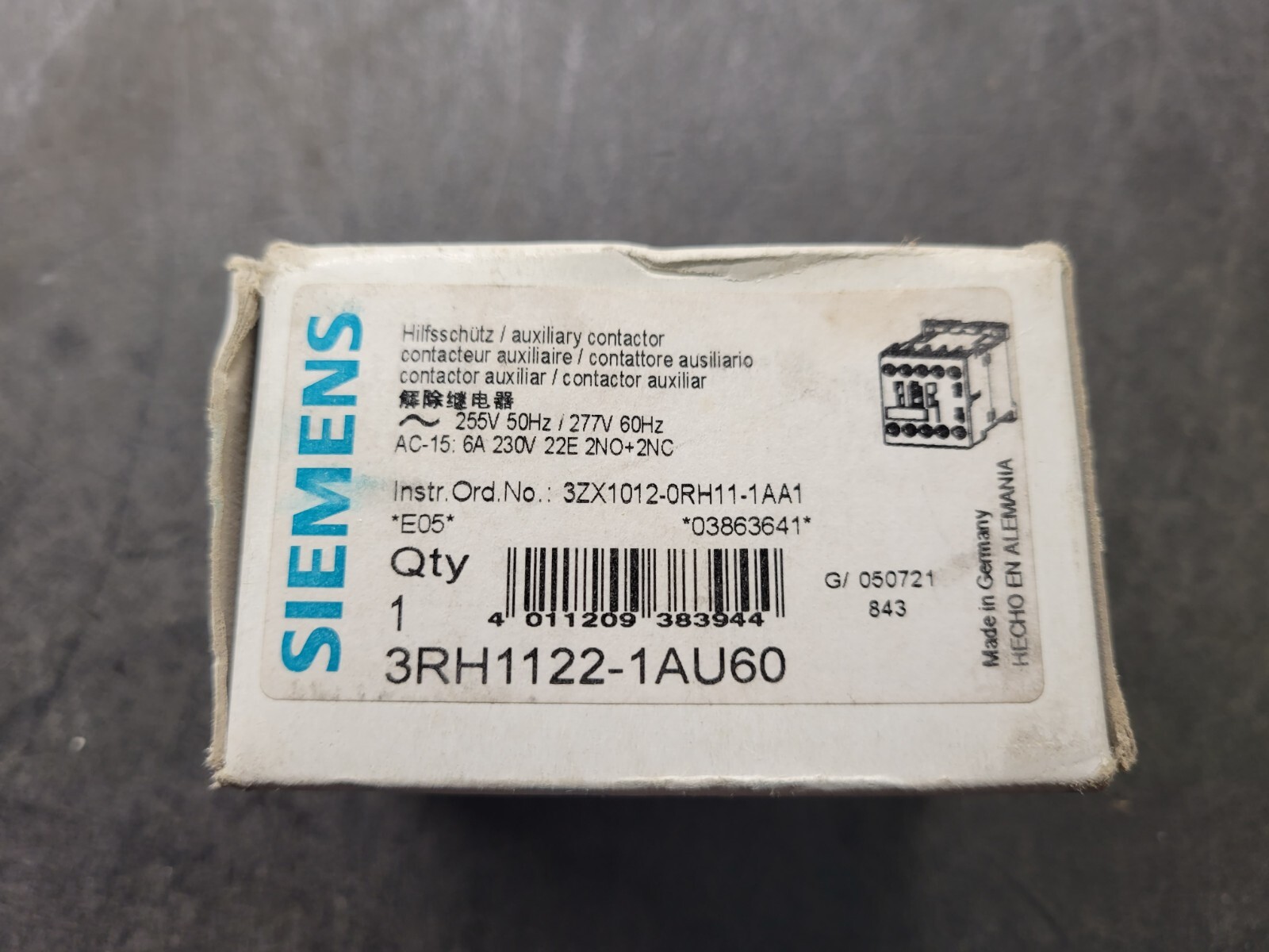 Siemens 3RH1122-1AU60 Contactor.