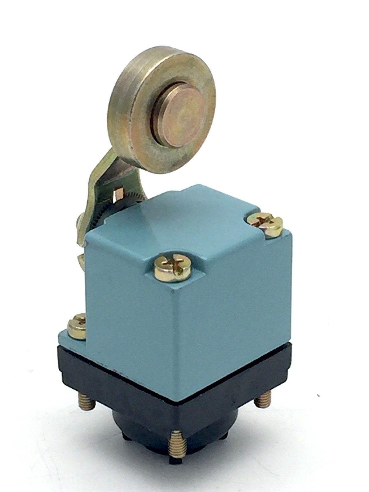 Telemecanique ZCK 16 Limit Switch Sensor Rotary Head Steel Roller Lever