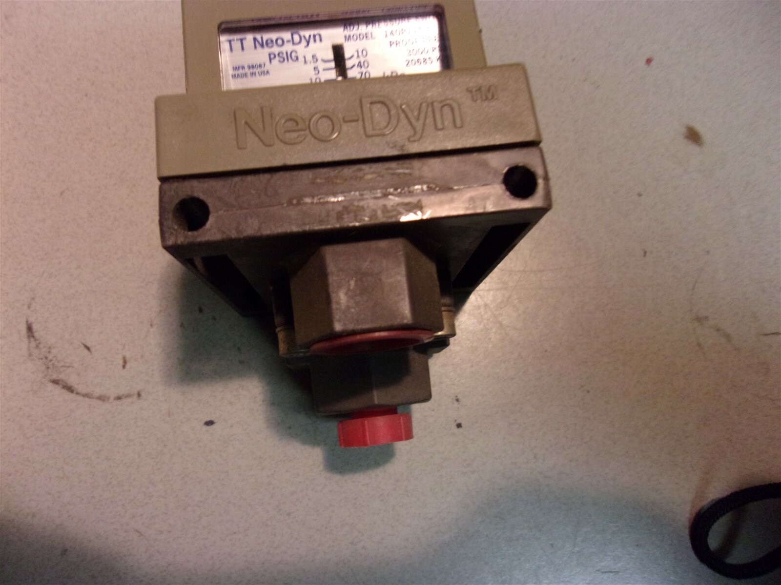 ITT 14011C3 Neo-Dyn Pressure Switch *FREE SHIPPING*