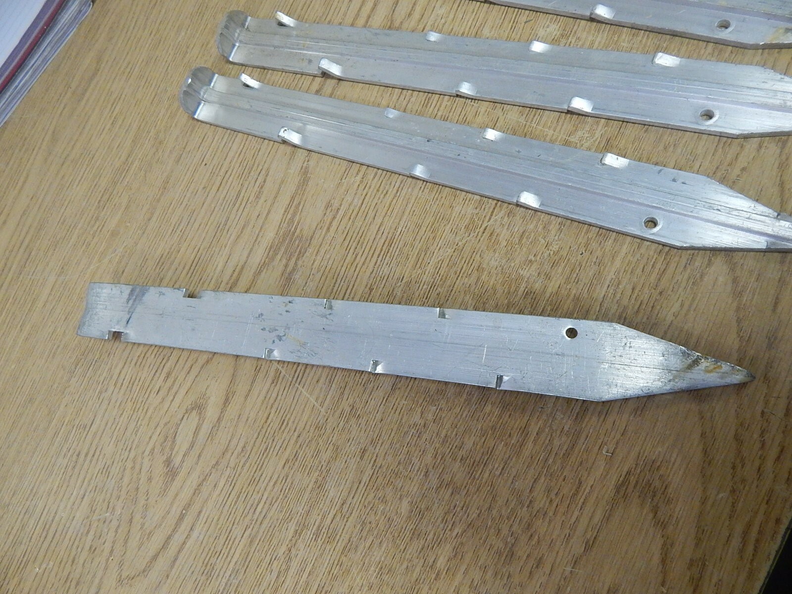 Aluminum Stakes 12″ x 1-1/8″ x 1/8″ Thick Lot of 4 *FREE SHIPPING*