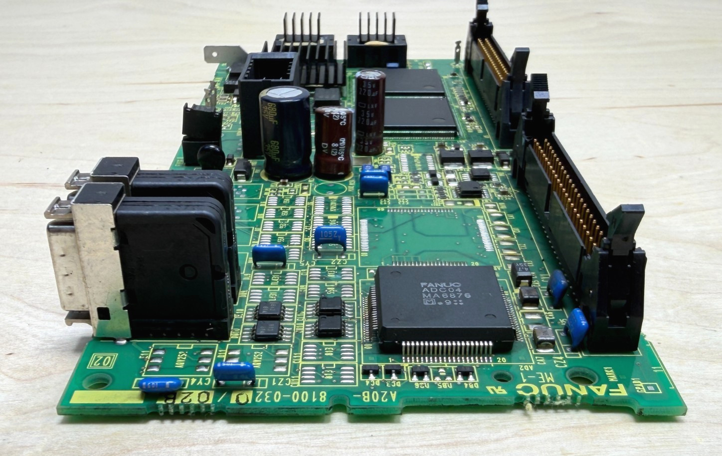 Fanuc A20B-8100-0320 Circuit Board