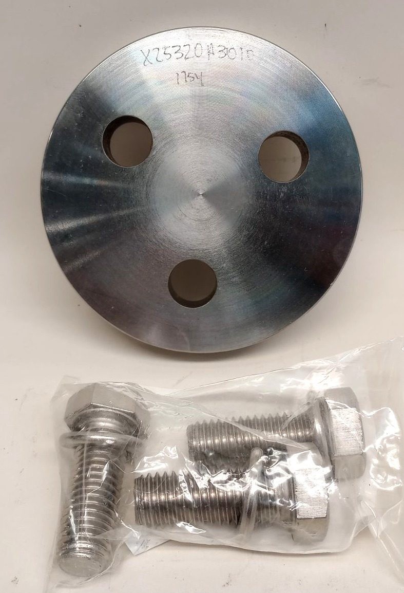 Kadant X25320A3010 Plate Clamp For Hydrapulper Drive With Bolts