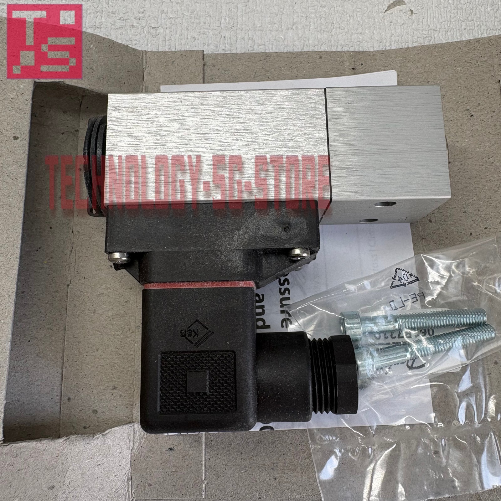 #1pcs new Danfoss 061B000366 MBC5100 pressure sensor