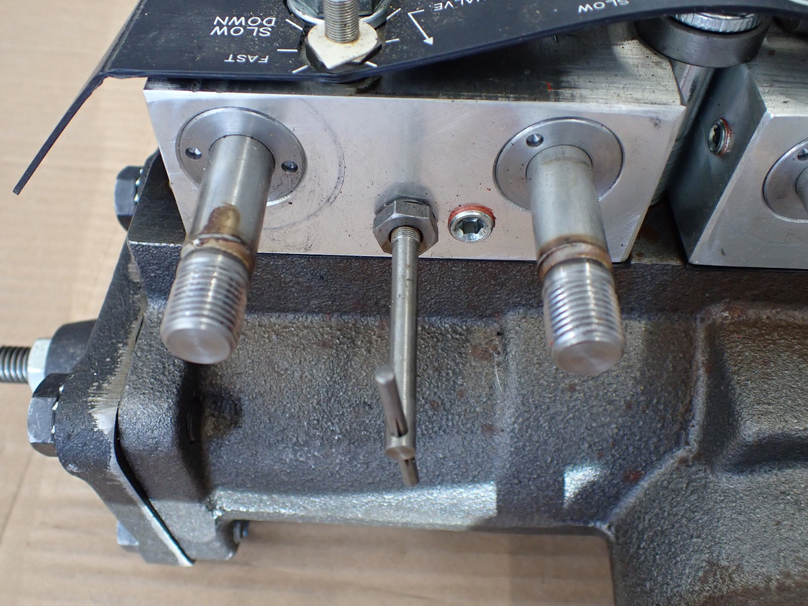 ThyssenKrupp I-3 Elevator Oildraulic Controller Relief Valve 7505AD1