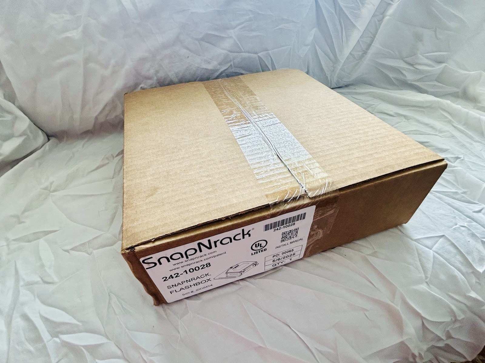 SnapNrack Flashbox 242-10028 unopened box