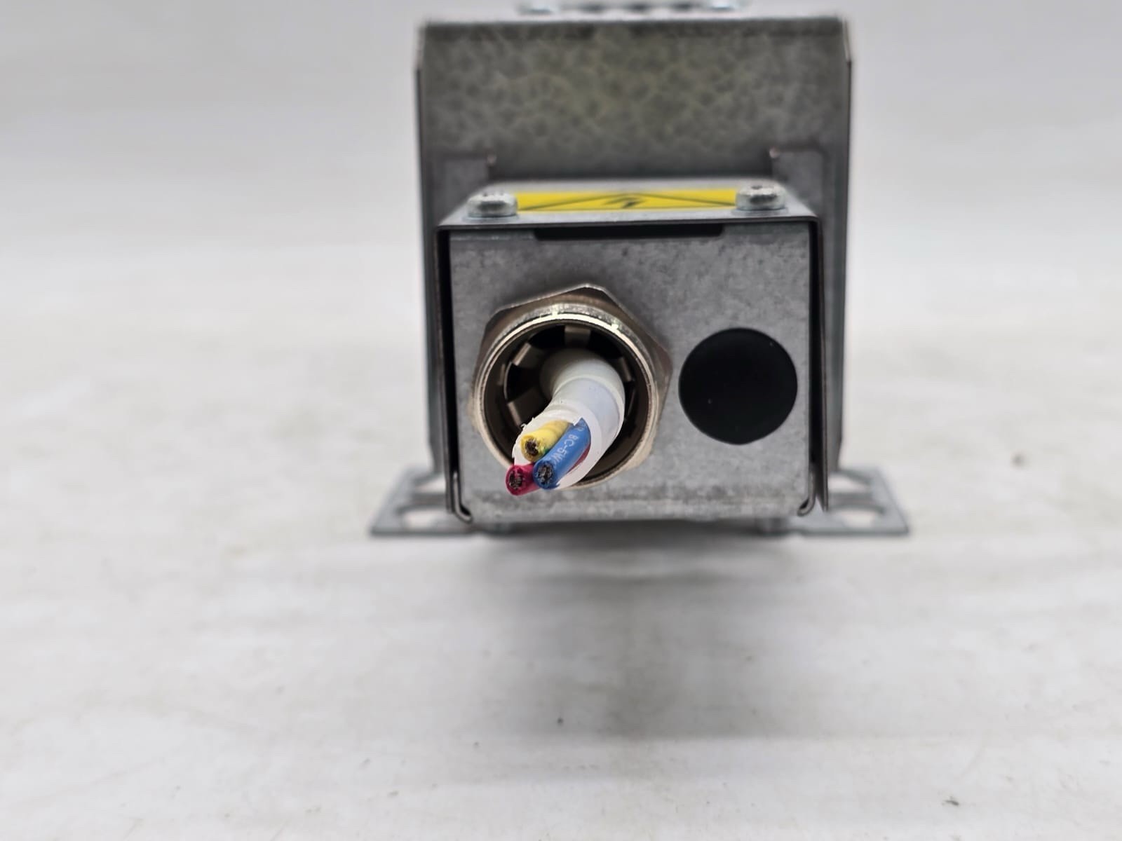 B&R 8B0W0045H000.000-1 Brake Resistor 450W 50Ω 850VDC IP21 Industrial Breaking