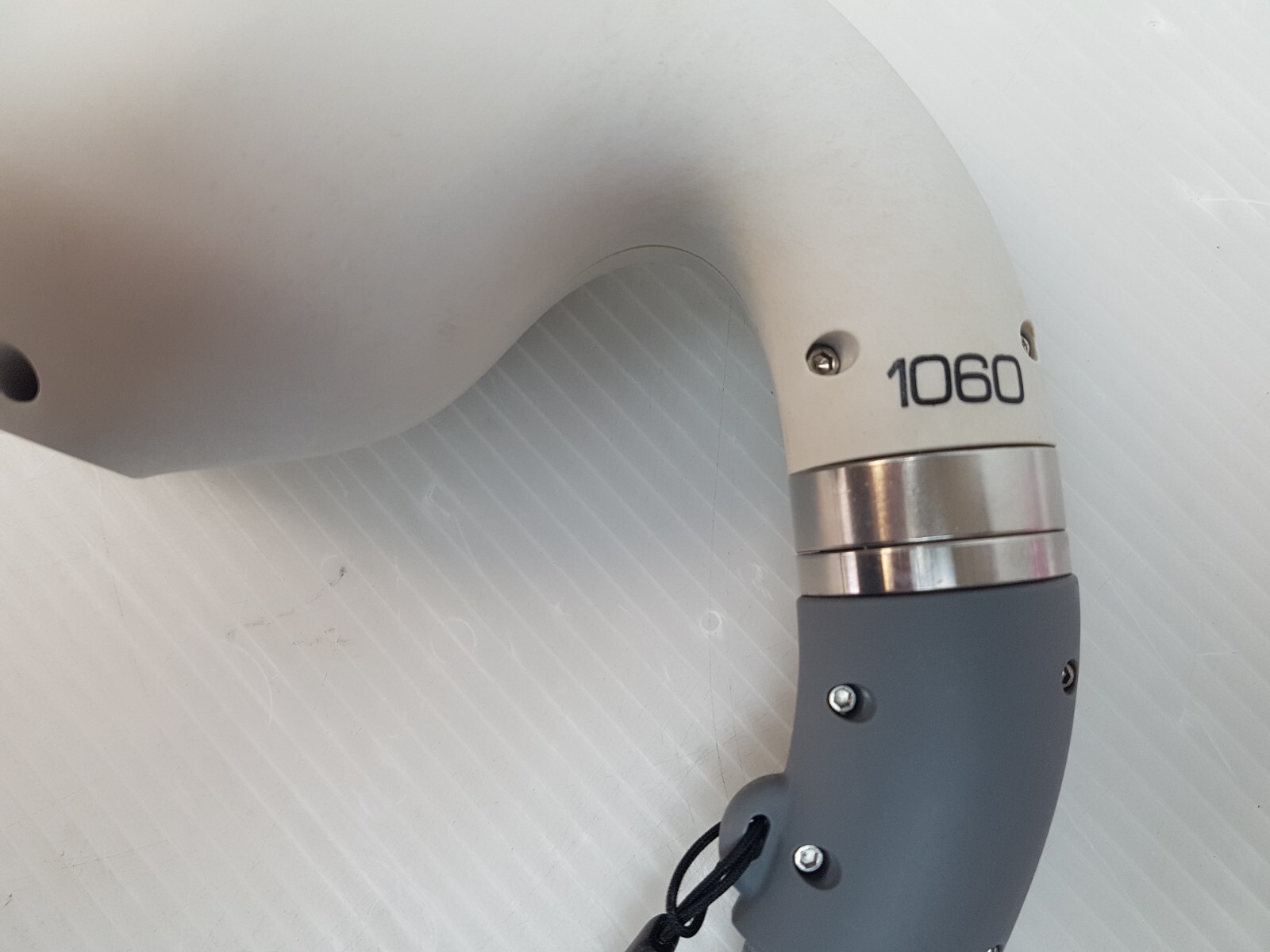 Lumenis HIGH SPEED LightSheer 1060nm SA-10030710 REV: A UNIVERSAL HANDPIECE