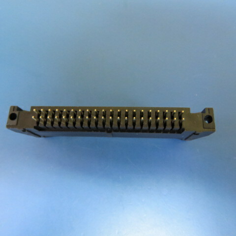 OUPIIN 3011-40GSB1A/SN Qty of 24 per Lot Box header with ejectors 2.54mm