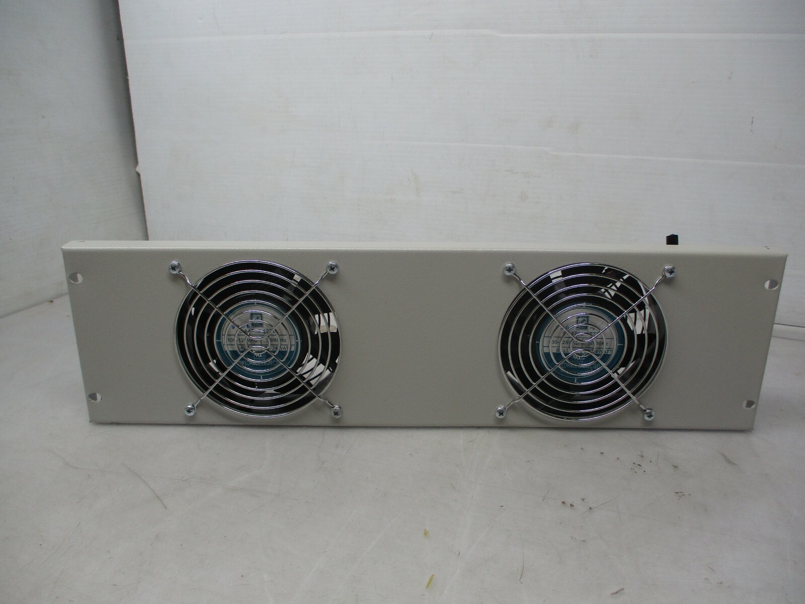 ORION 100-125V 29/24 WATTS AXIAL FAN OA4715-12TB 2 fans mounted