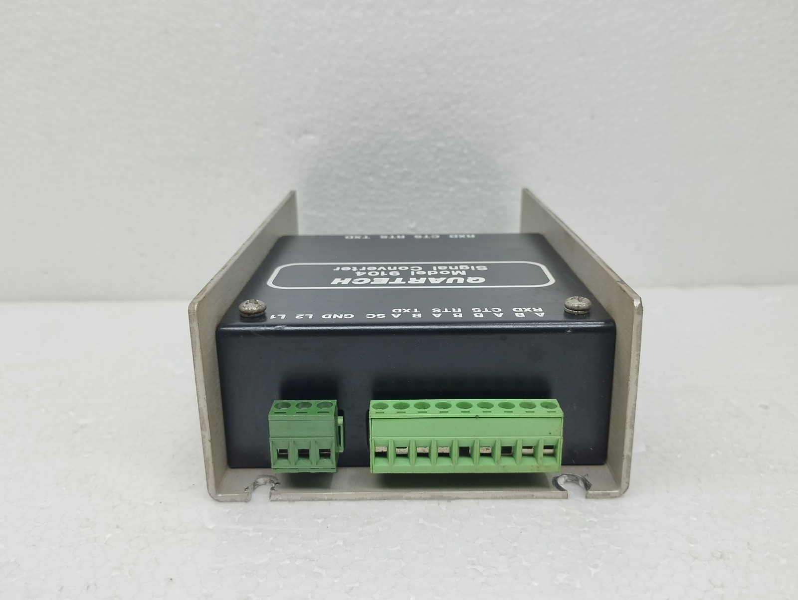 QUARTECH 9104 SIGNAL CONVERTER Used 1pc