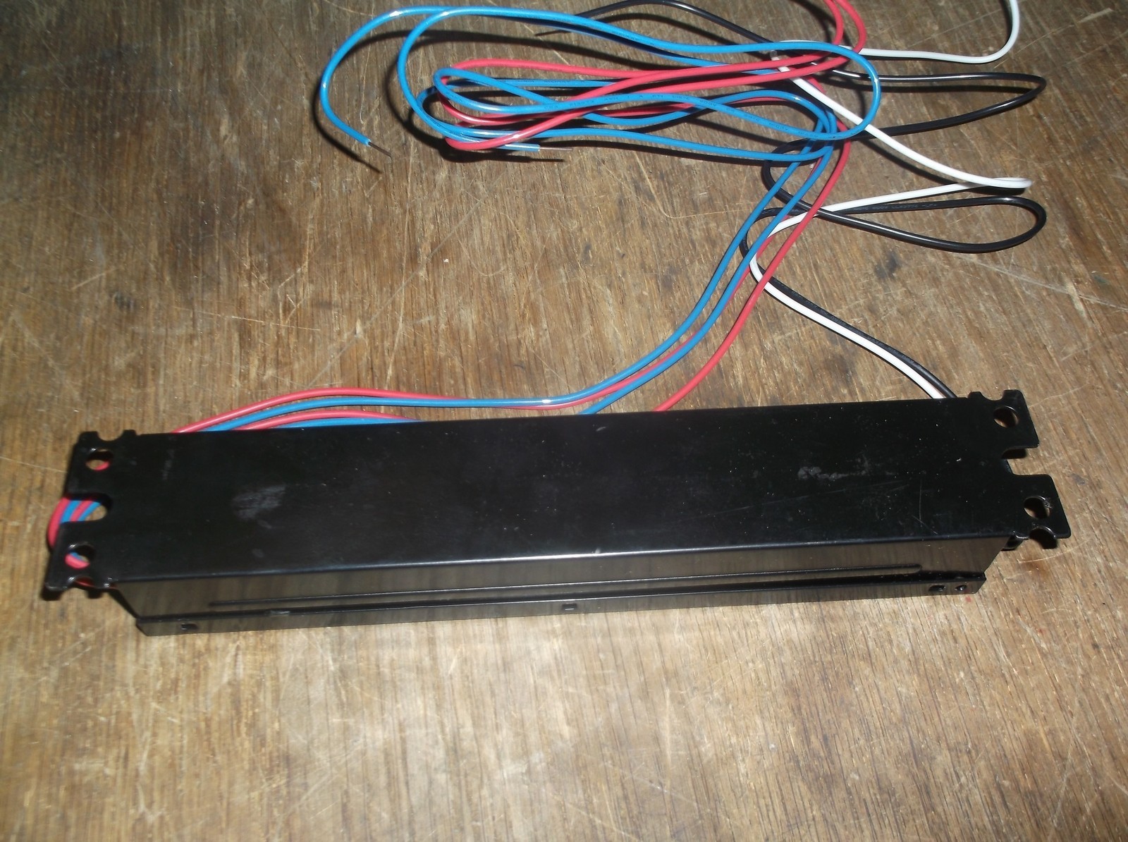 NEW GE Multi-Volt GE132MVPS-L T8 Ballast 120-277V 75952 *FREE SHIPPING*